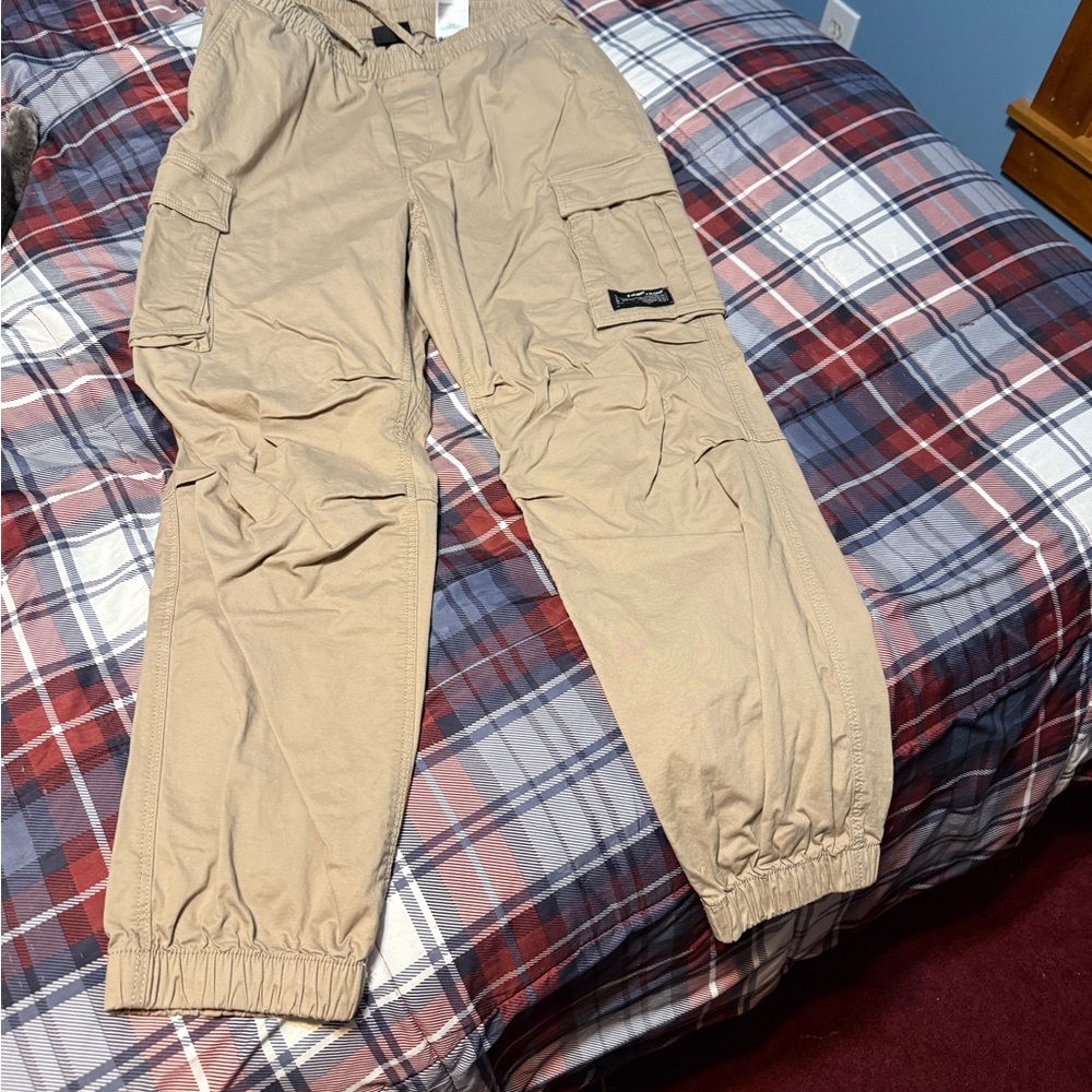H&M Men's Tan Cargo Pants